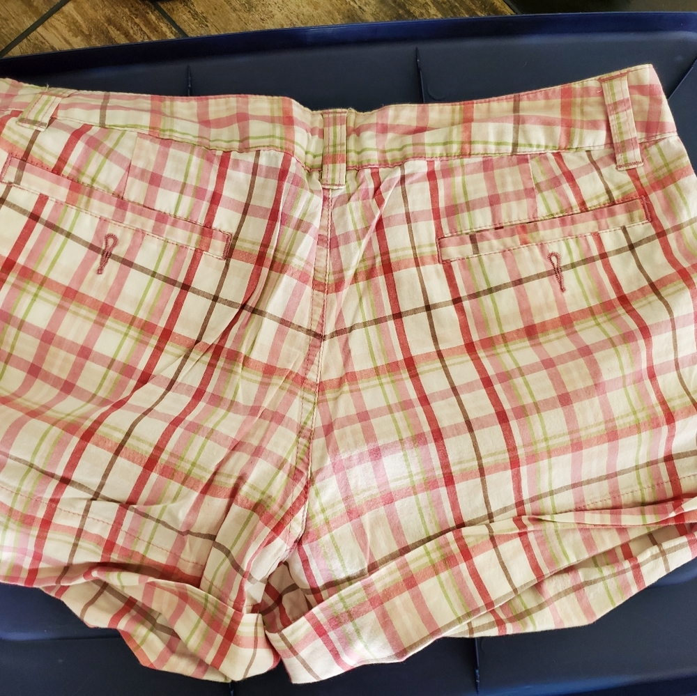 Shorts - Picture 2 of 2